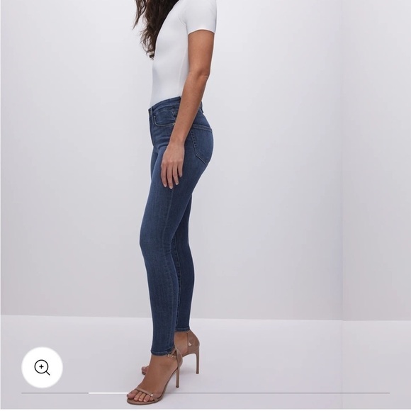 Good American Good Legs Crop Skinny Jeans Blue 6/28 - Picture 2 of 11